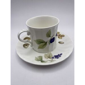 Mikasa Belle Terre Coffee Tea Cup‎ And Saucer Set Vintage Fruit Nuts Floral